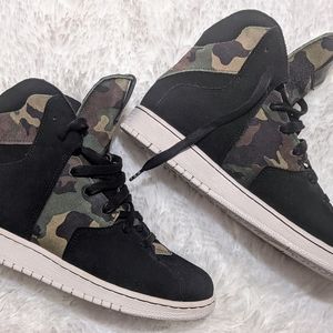 Nike Camo sneakers
